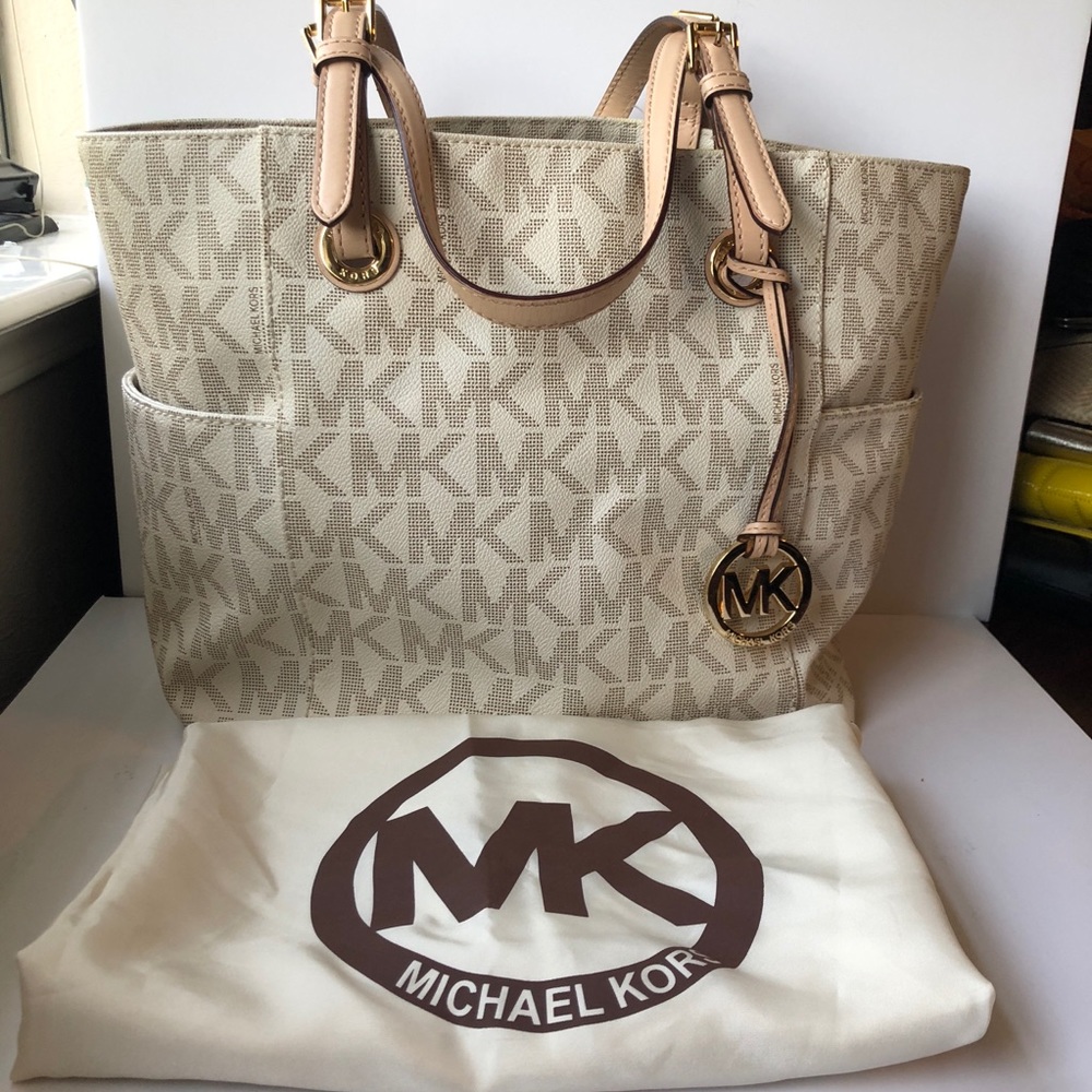 Michael Kors Tote